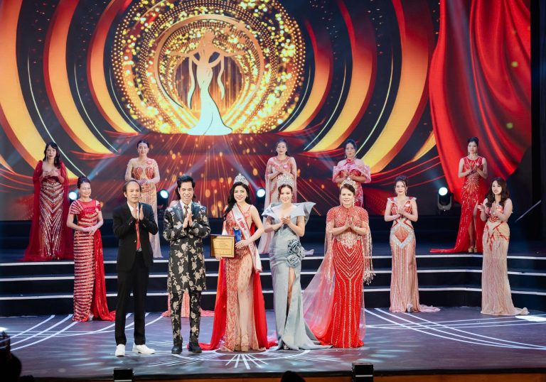 z7183631060346_24252461f8a719ed2aa4ca1c074bff08